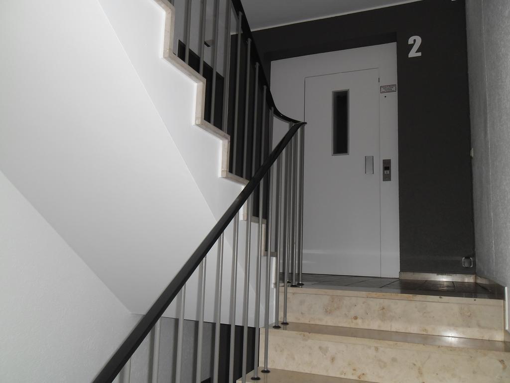 Linnich Hotel Garni Julia מראה חיצוני תמונה